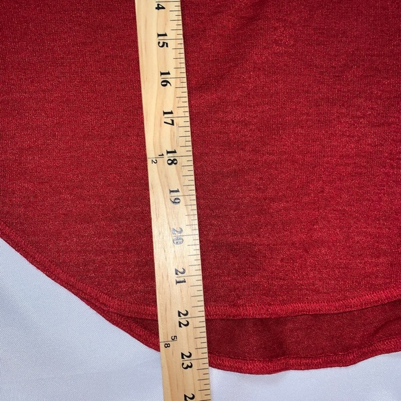 Wilfred top aritzia xs red low high stretchy shirt sleeve shirt - Picture 5 of 7